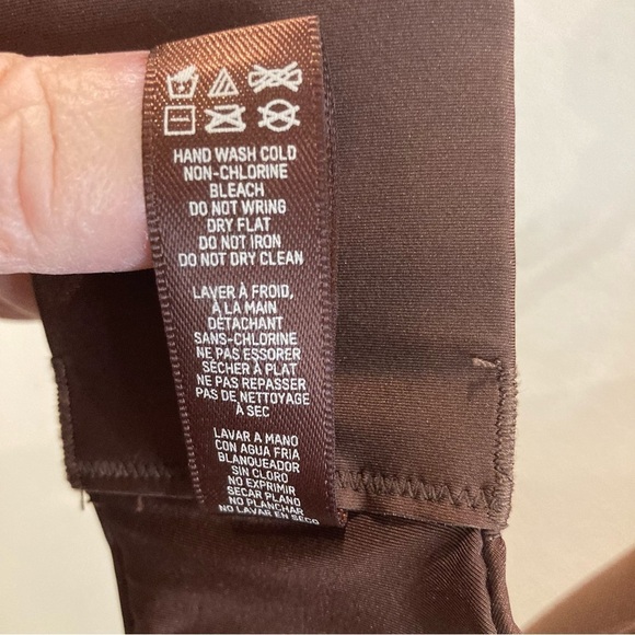 SKIMS  Sz 36DDDD Underwire Adjustable Straps Non Padded Side Support Bra - Picture 7 of 11